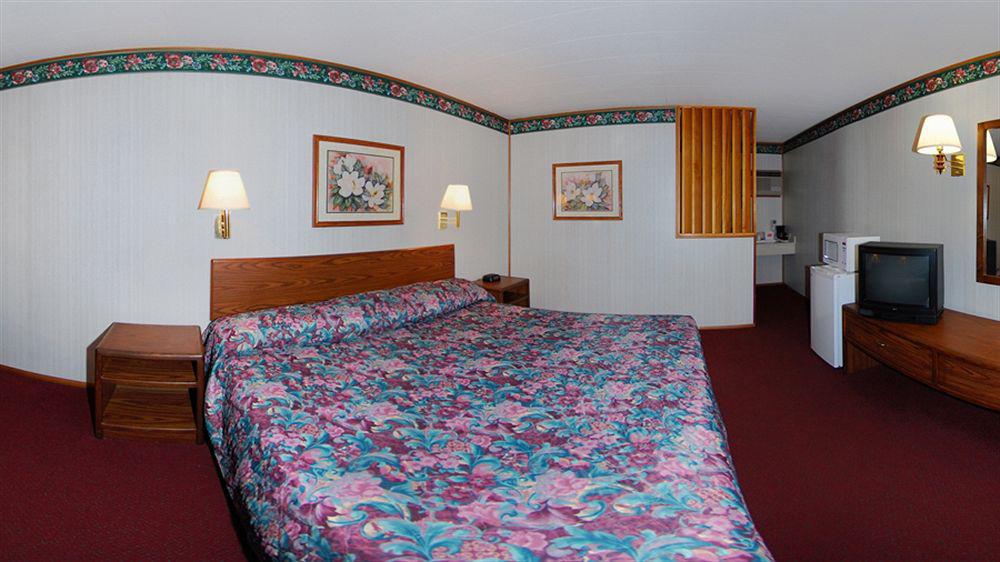 Econo Lodge Wall Luaran gambar