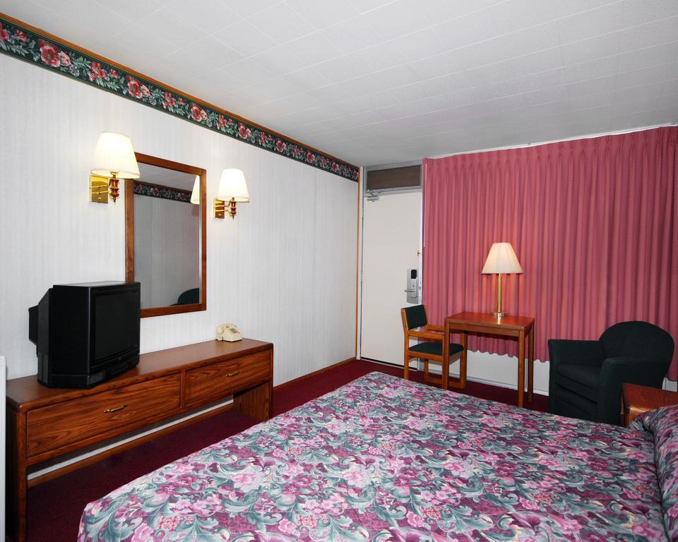 Econo Lodge Wall Bilik gambar