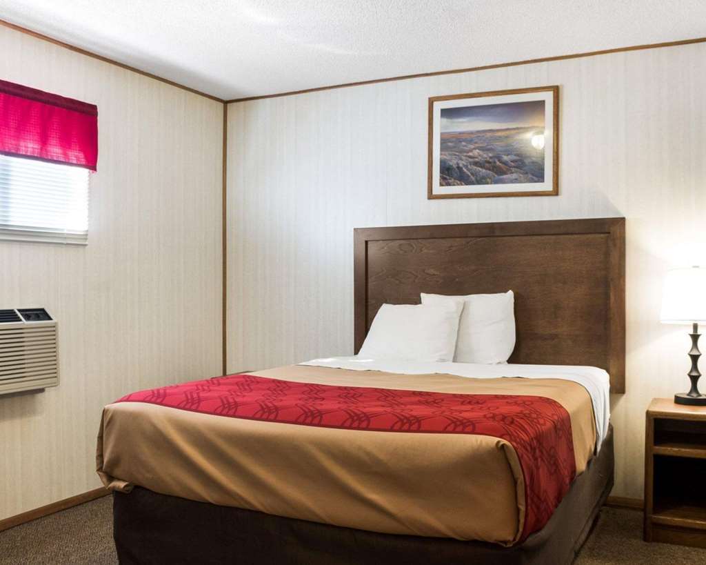 Econo Lodge Wall Bilik gambar